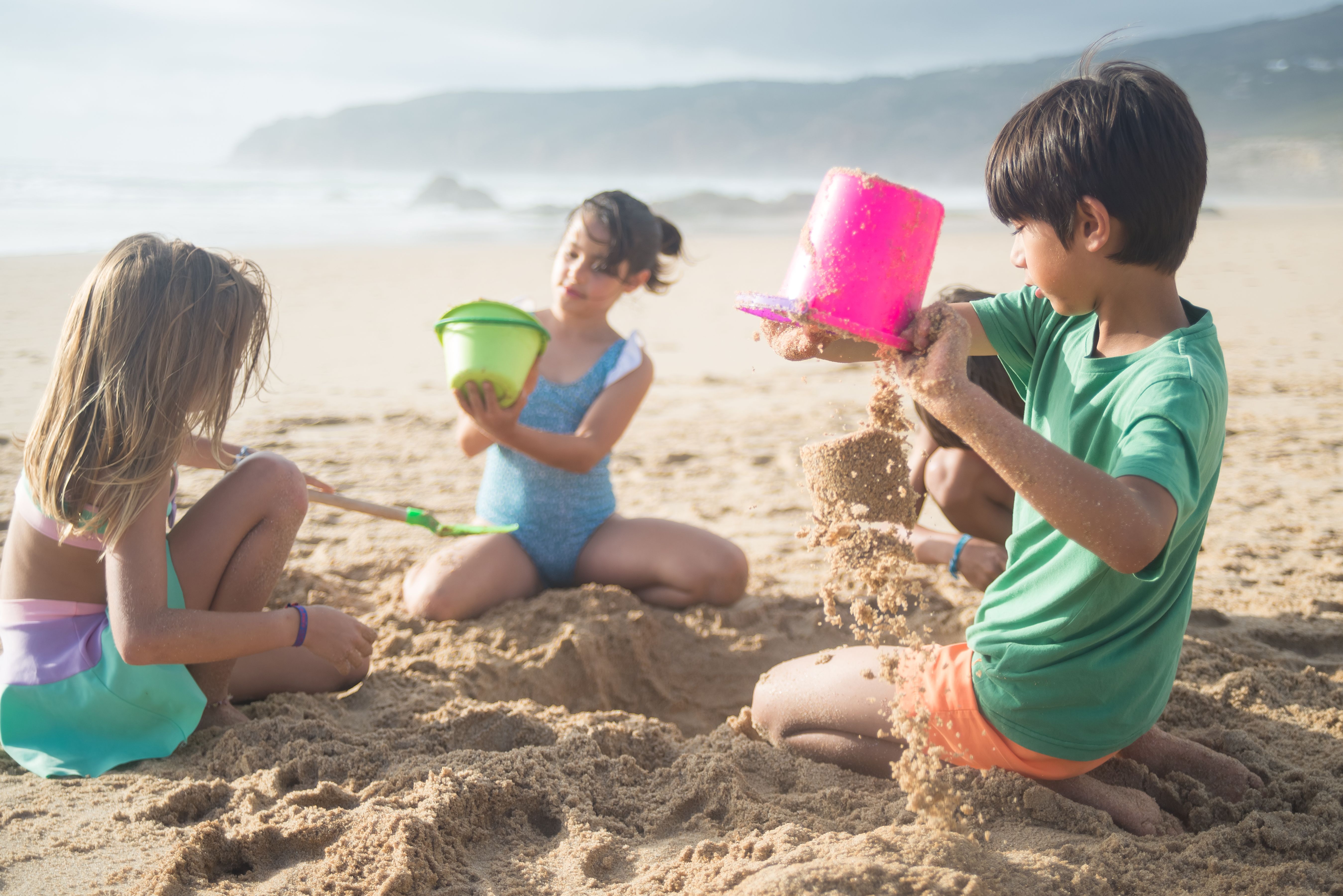 Look infantil preparado para dias de parque e praia